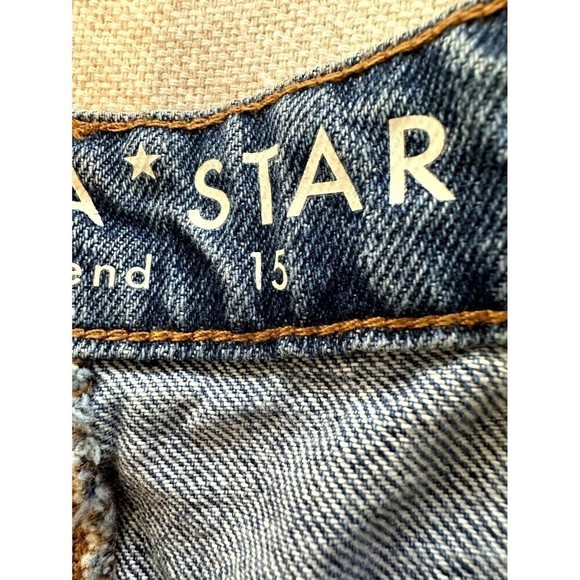 Vanilla Star Distressed Button Fly 90s Boyfriend Jeans Women's Size 15 Blue - Picture 8 of 16